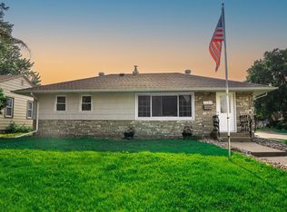 1243 Oakdale Ave, West Saint Paul, MN 55118
