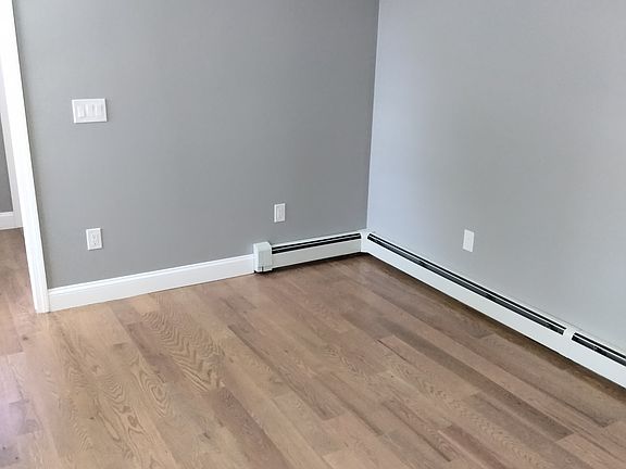 5th image of 5 Church St APT 1