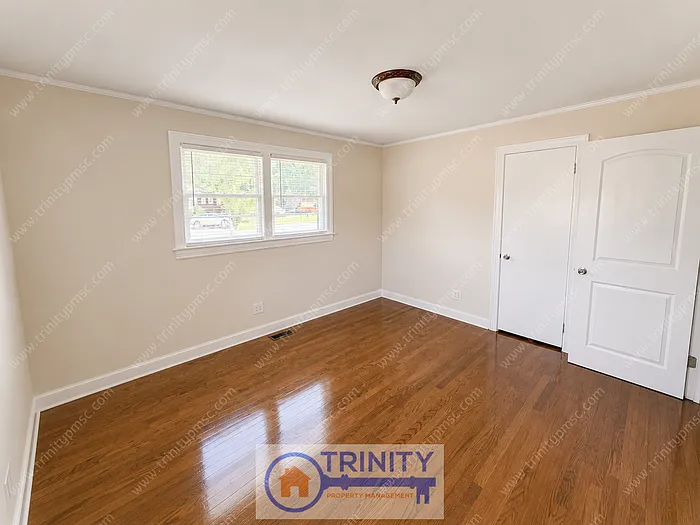 23 Crestmore Dr — Photo 8