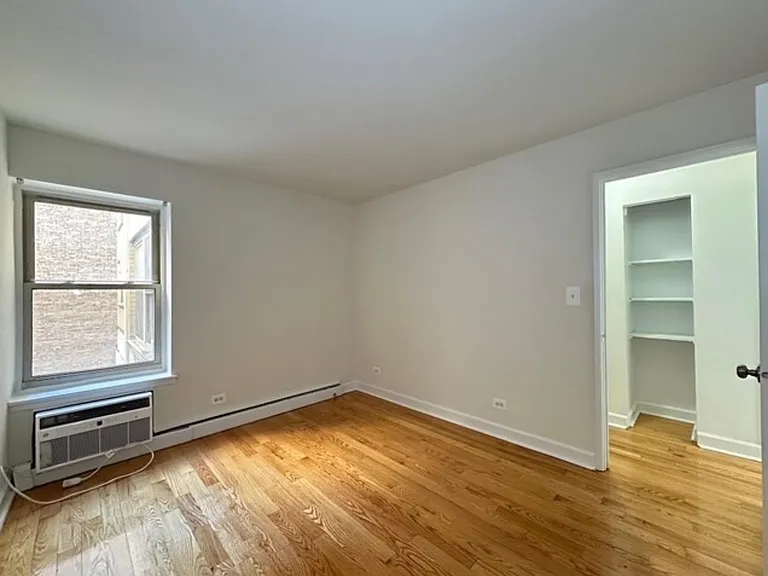 6830-272 N Sheridan Rd — Photo 3
