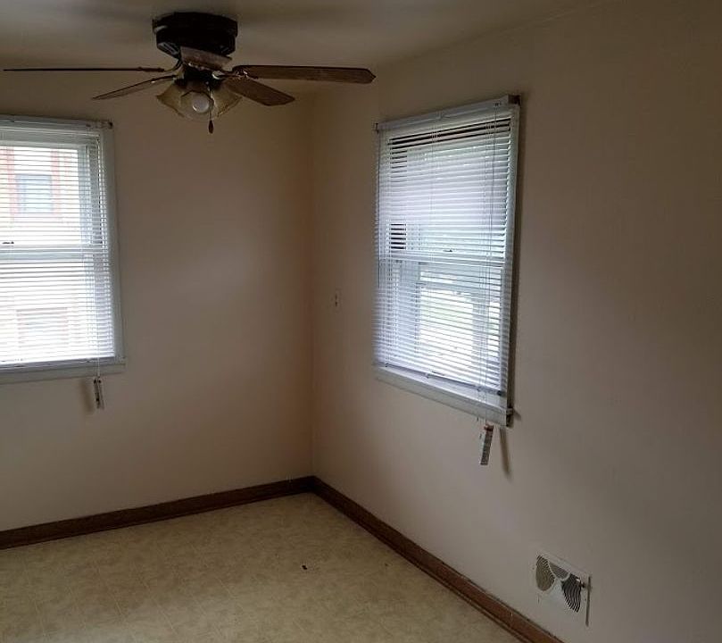 1st image of 1635 W Bolivar Ave #4