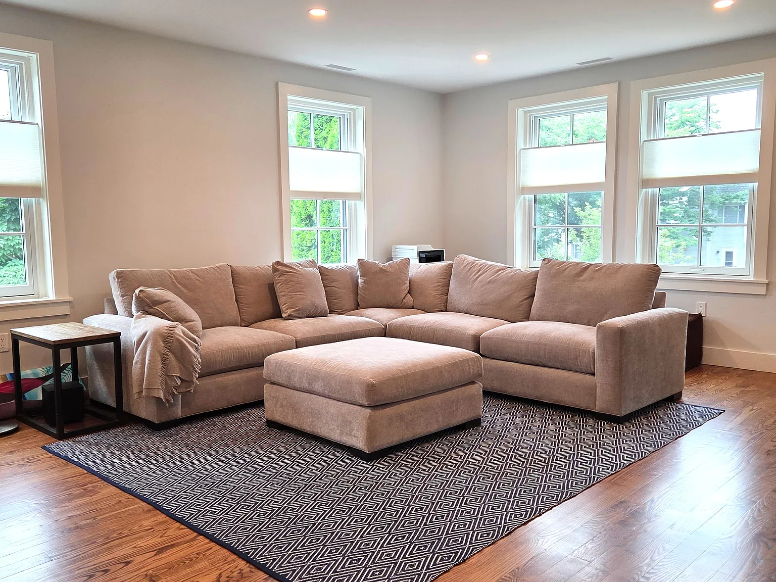 2 bed, 1478 sqft, $2,500 — Photo 2