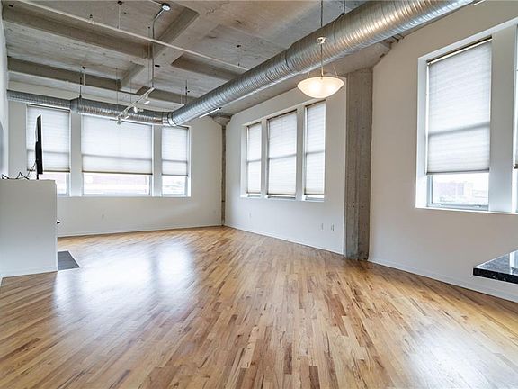 3rd image of 2107 Grand 602 Blvd #602