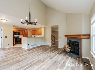 8876 Red Bush Trl, Highlands Ranch, CO 80126