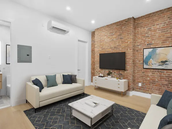 43 West 8th Street image 3 of 13