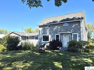 63273 490th St, Fairfax, MN 55332