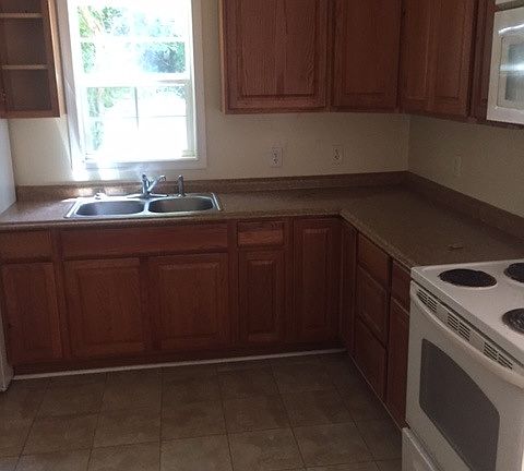 2nd image of 816 W High St