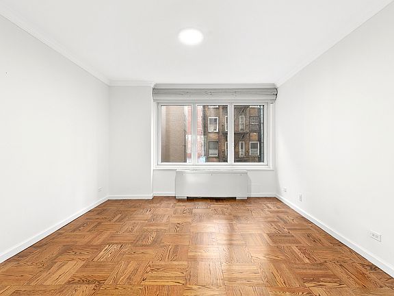 5th image of 210 Central Park S APT 24D