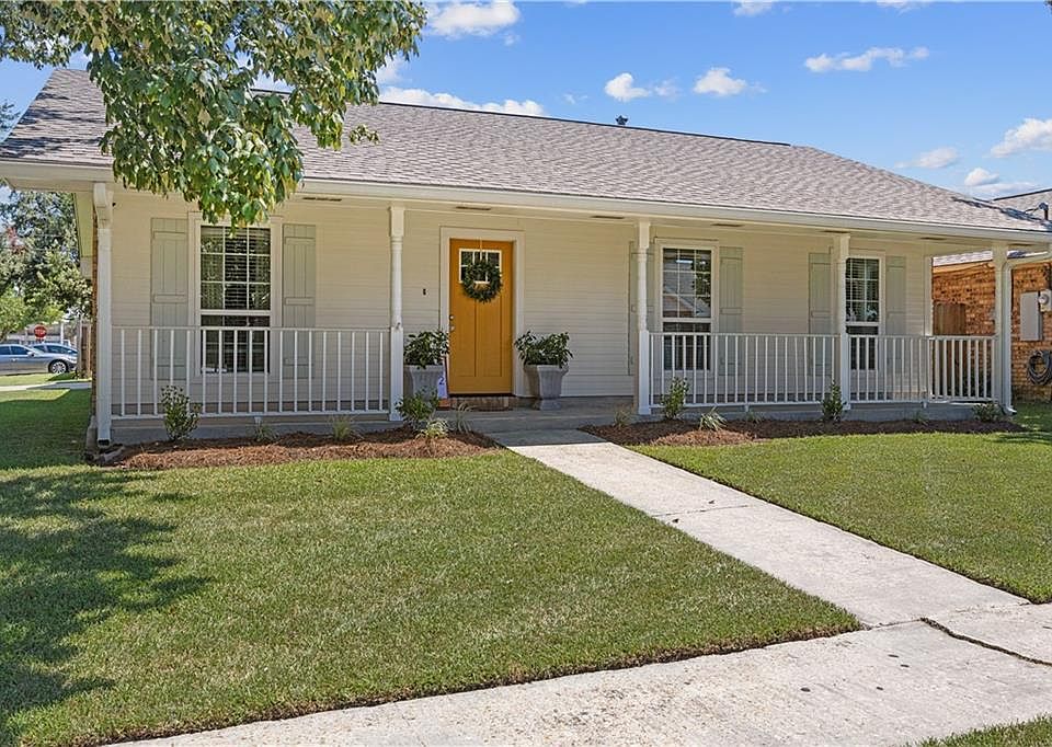 1st image of 252 River Village Dr