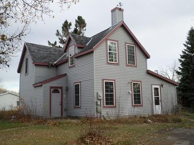 203 Kendall Ave S, Thief River Falls, MN, 56701