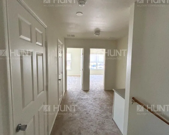 6016 Hornbeam Ct — Photo 5