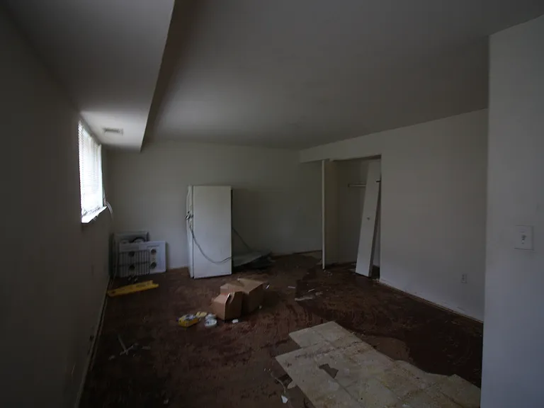 810 Nat Ct — Photo 5