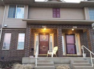 219 Camden Rd, Iowa City, IA 52245