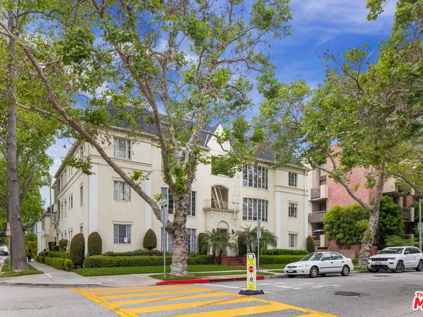 153 S Linden Dr, Beverly Hills, CA 90212