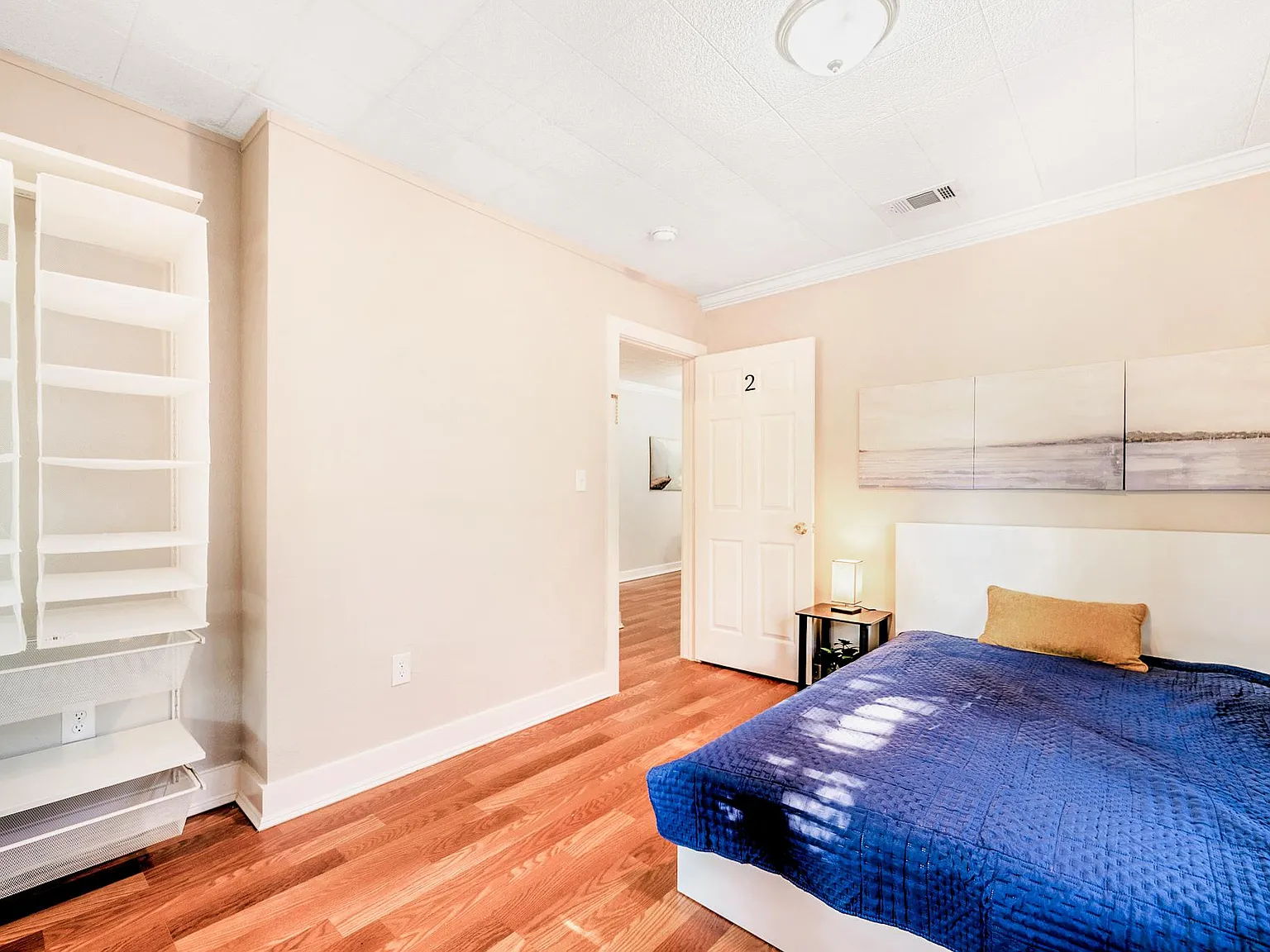 4 bed, 2.0 bath, 1682 sqft, $615 — Photo 1