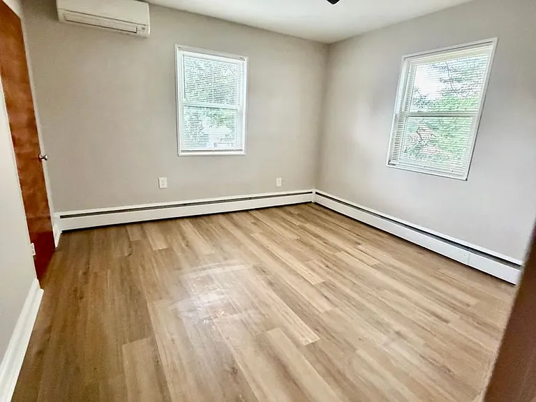 335 Talbott Ave — Photo 15