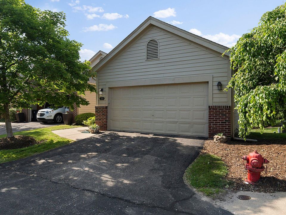1st image of 160 Kingsbrook Ave