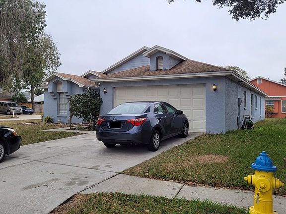 2nd image of 11911 Cedarfield Dr