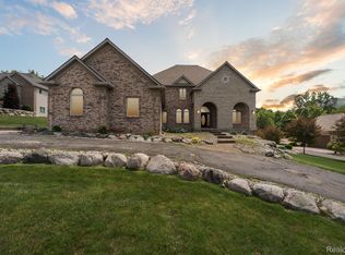 3045 Shyre Cir, Davison, MI 48423