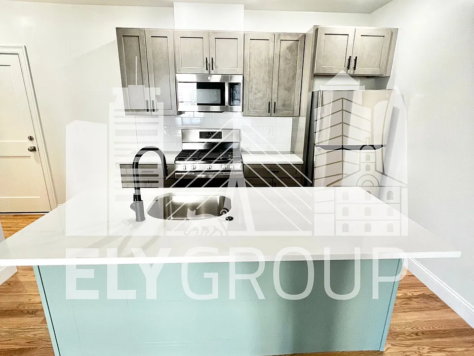 151 Crescent St #2C