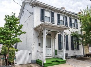 157 N Carlisle St, Greencastle, PA 17225