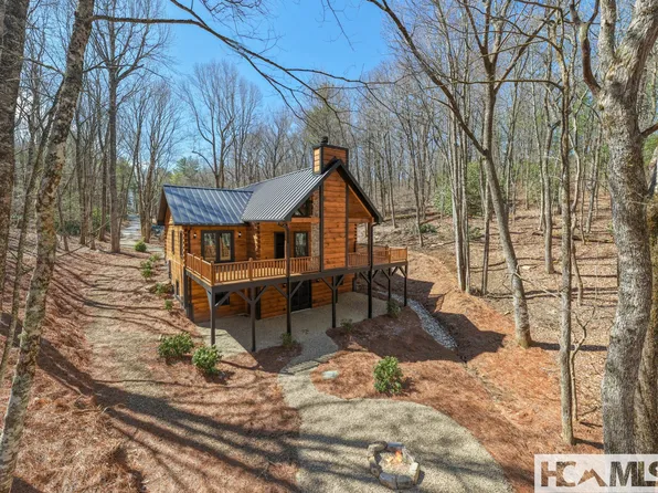 102 Bartram Cove Lane, Highlands, NC 28741