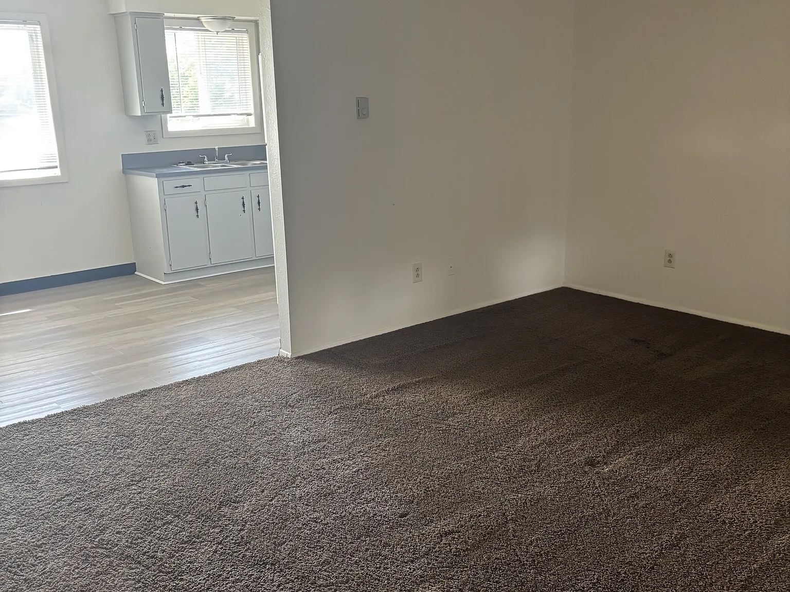 1286 Blaine Avenue - 1 — Photo 3