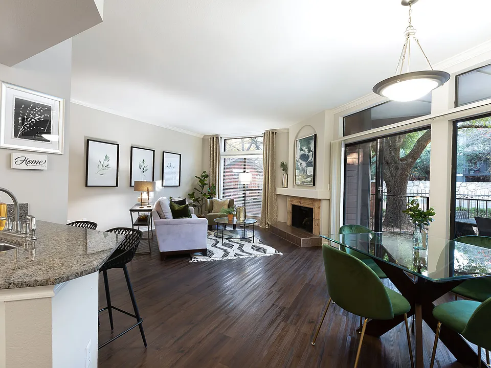 Hardrock Canyon apartments community photo