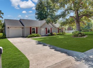 8112 Pleasant Ridge Dr, Charleston, SC 29420