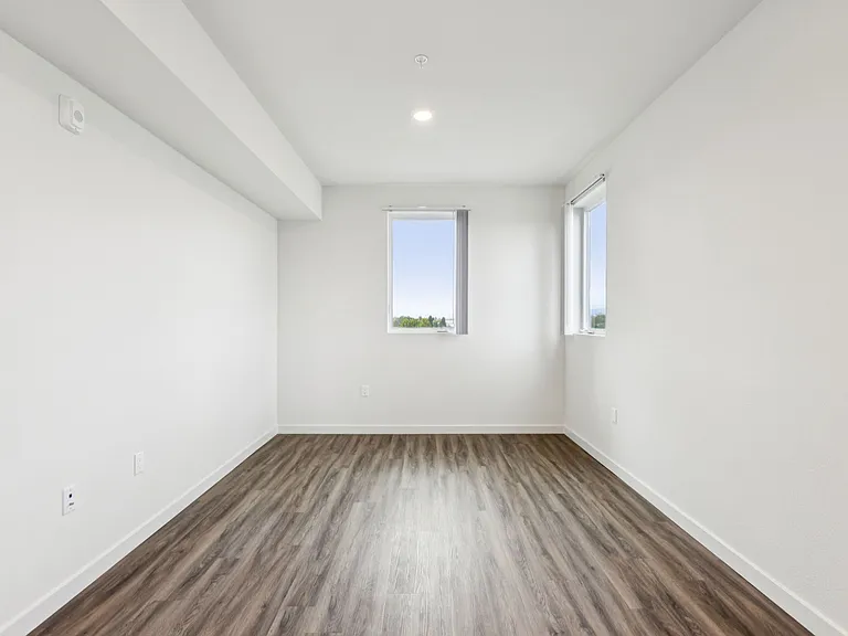 Cloud Nine Luxury Apartments — Photo 44