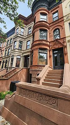 2nd image of 279 Park Pl