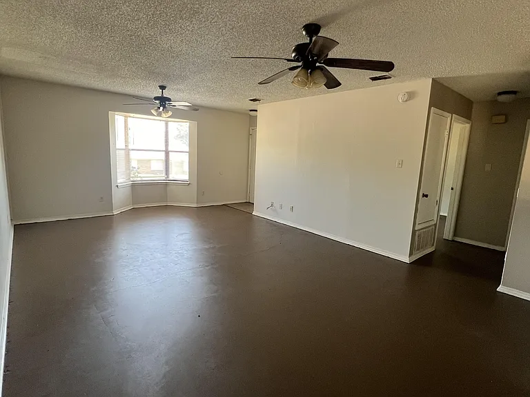 15120 County Road 195 — Photo 4
