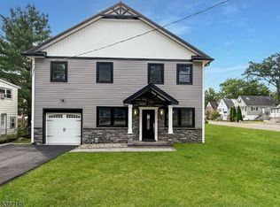 42 Minnehaha Blvd, Lake Hiawatha, NJ 07034