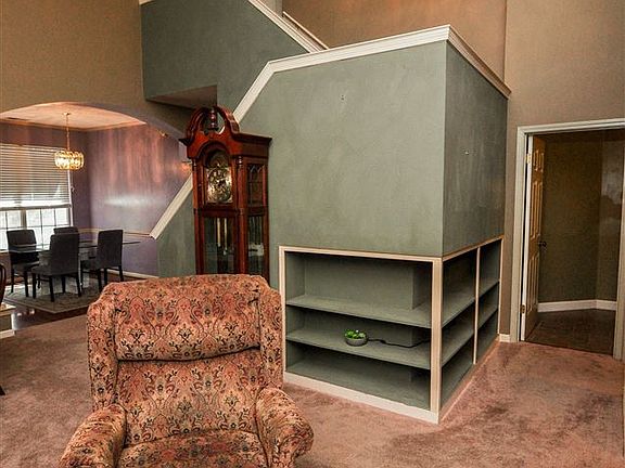 5th image of 848 Timber Grove Dr