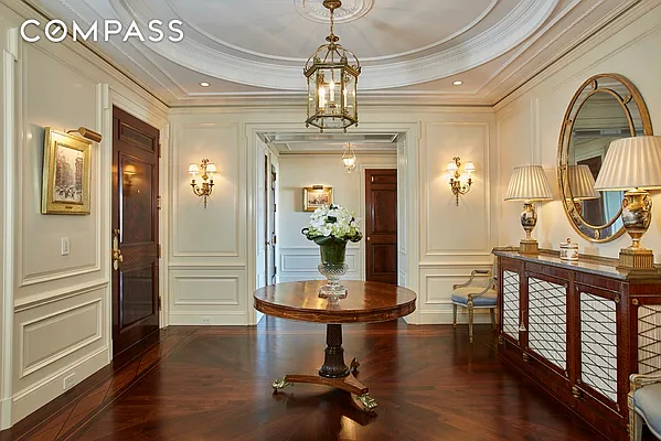 Sold by Compass | media 18