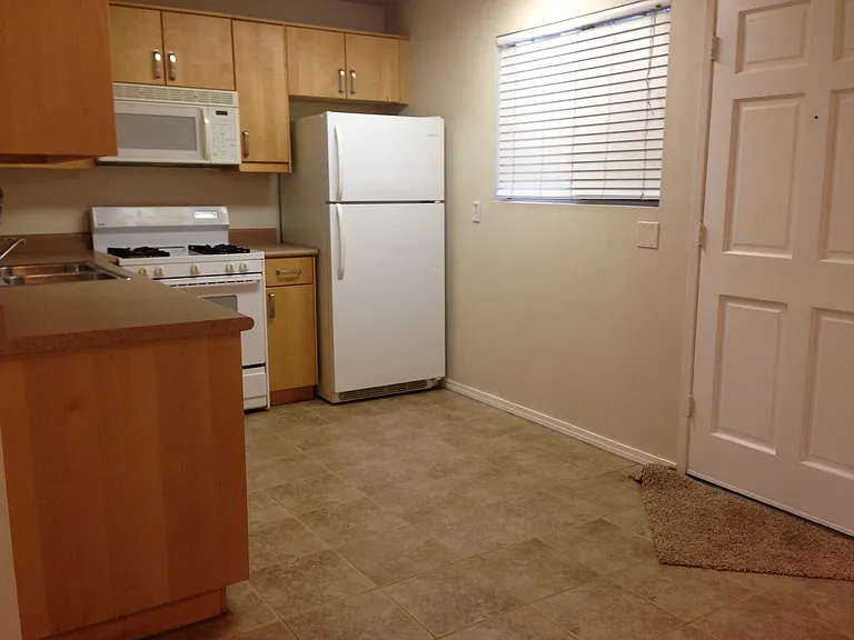 4885 Cole St #8 — Photo 7