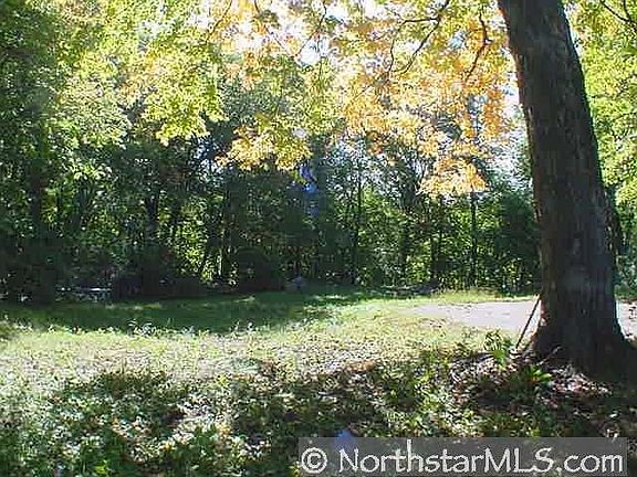 5th image of 20965 Forest Dr