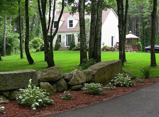 102 E Baylies Rd, Charlton, MA 01507