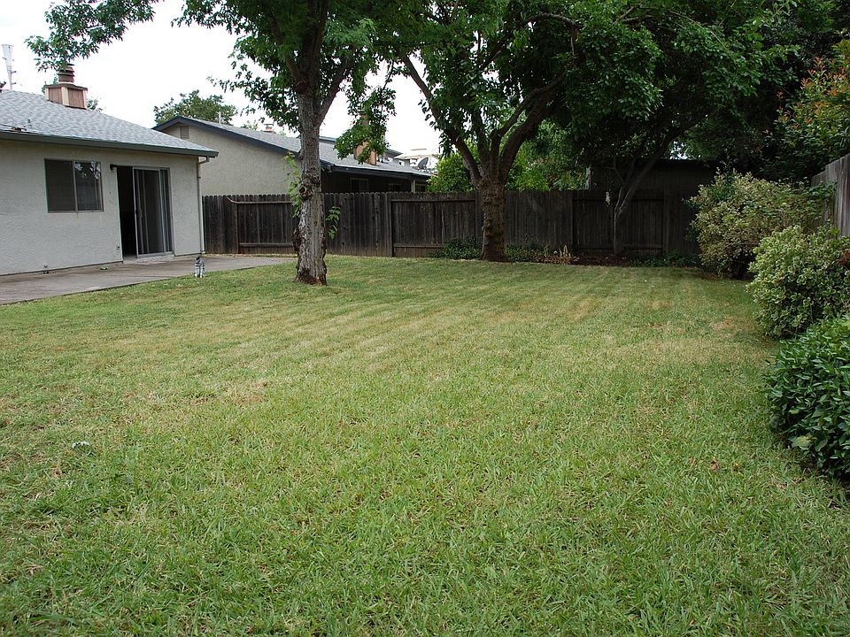 2nd image of 5670 Mesa Verde Cir