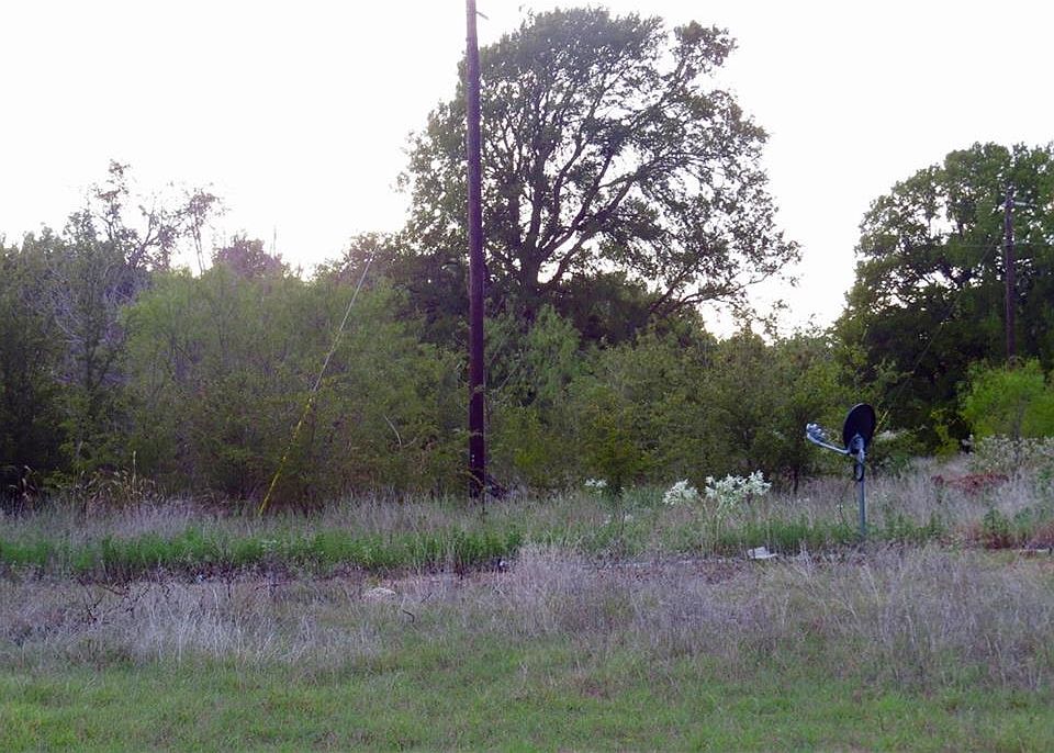 2nd image of 132 County Road 969