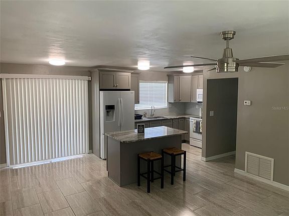 4th image of 701 S Oxalis Ave