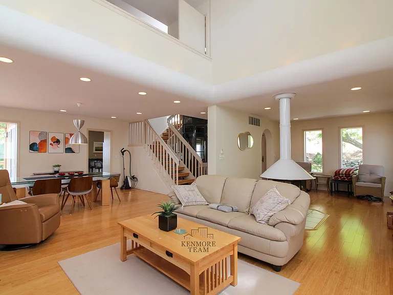 2141 N Columbia River Rd — Photo 13