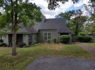 202 Rebecca Dr #B, Hendersonville, TN 37075
