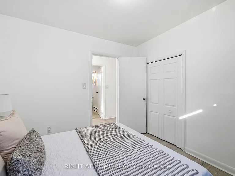 708 Carnegie Ave — Photo 16
