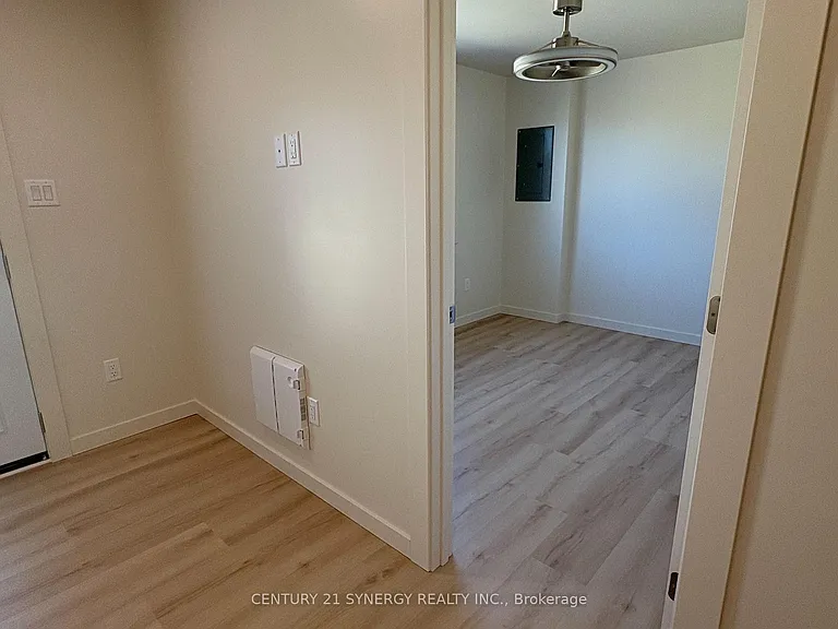 93B Tarquin Cres — Photo 18