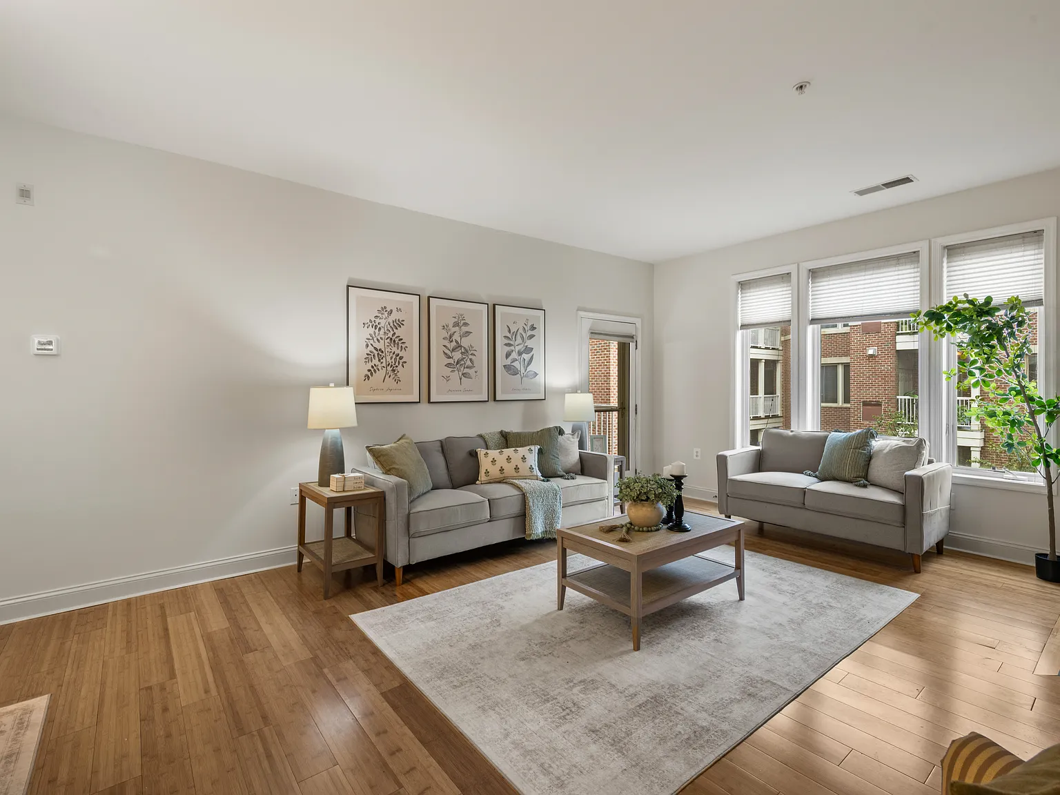 2 bed, 1275 sqft, $2,950 — Photo 3