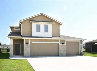 423 Northfield Rd, Manhattan, KS 66502