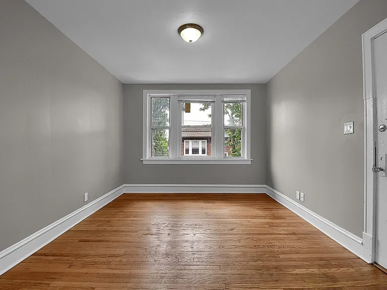 3915 Hereford St #2N — Photo 3