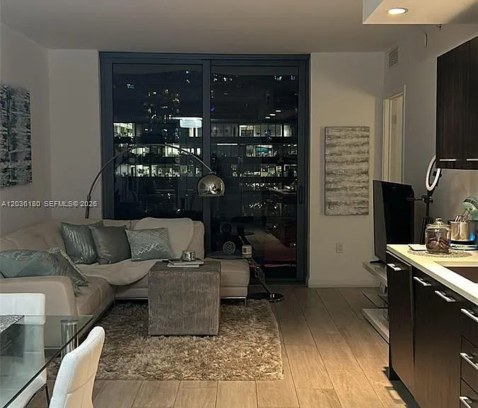 45 SW 9th St #1409 — Photo 2