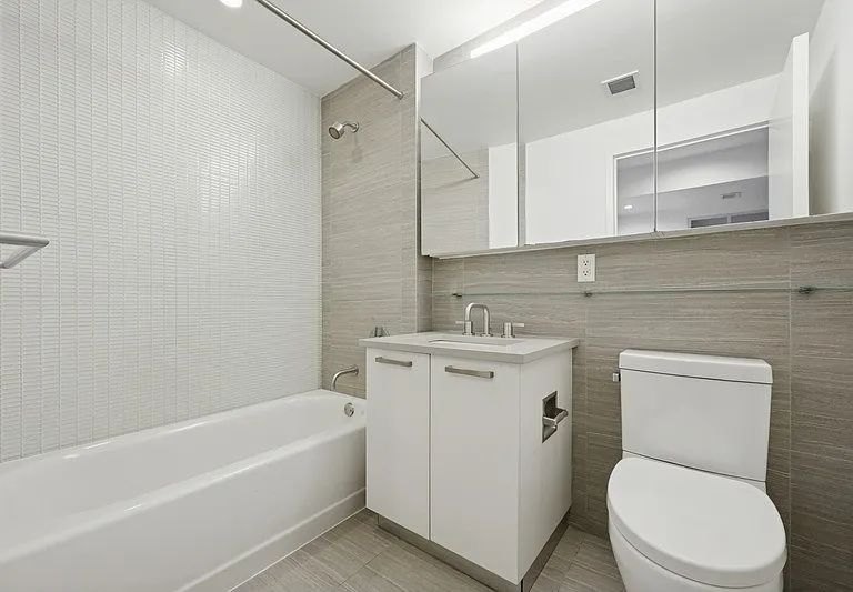 501 E 74th St #9F — Photo 9